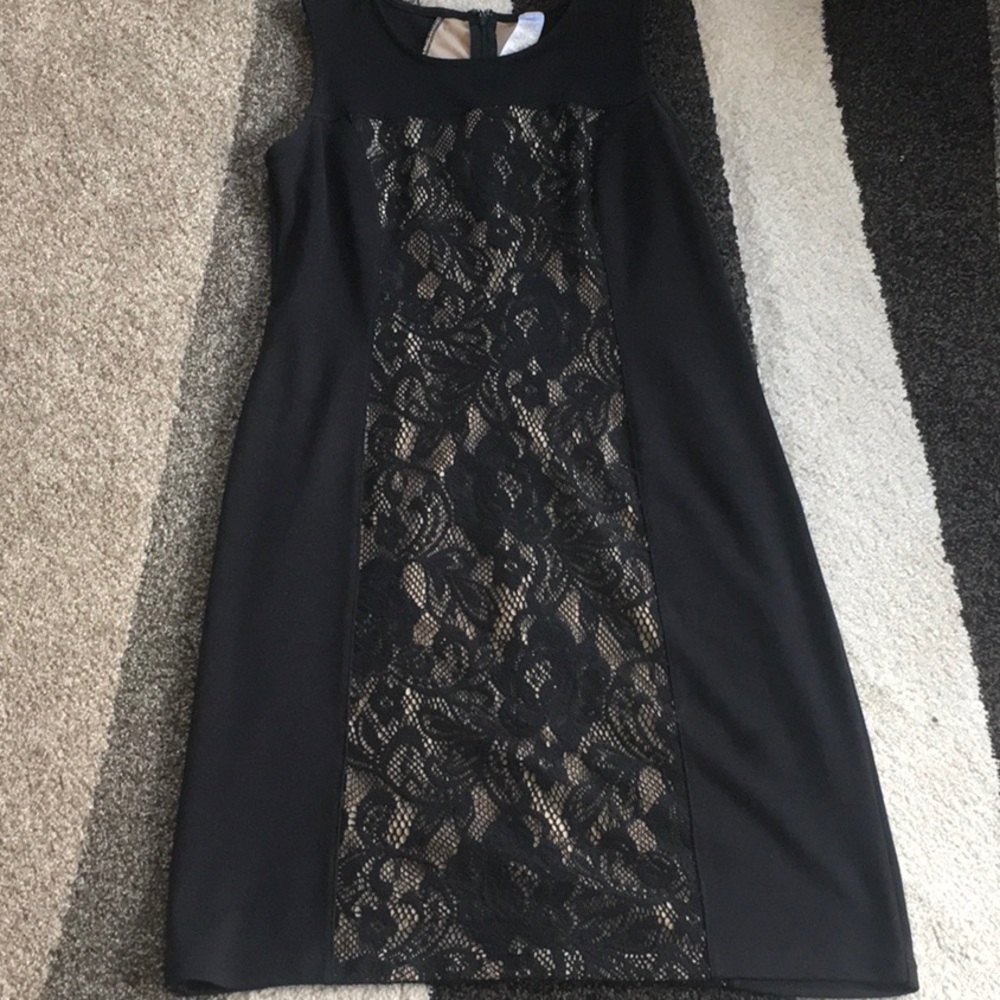 😎 Black stretchy fitted sleeveless dress